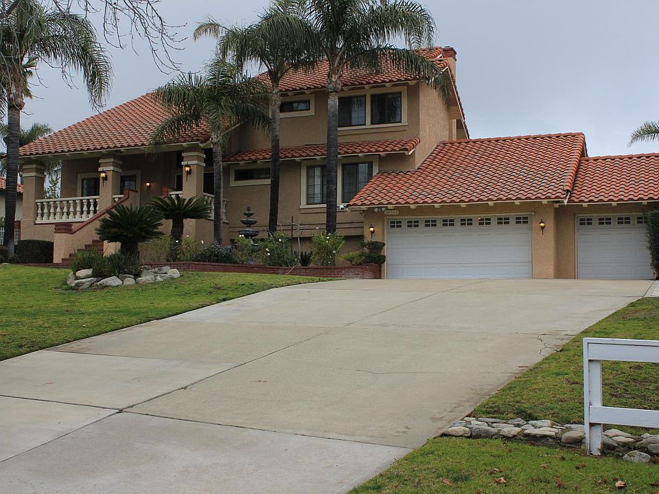 1st image of 10704 Deer Canyon Dr