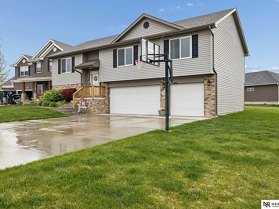 2nd image of 6025 N 15th Ct