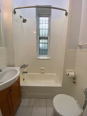 Rented by Waverly Realty Associates | media 59