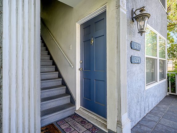 3rd image of 1221 East Ave #1225