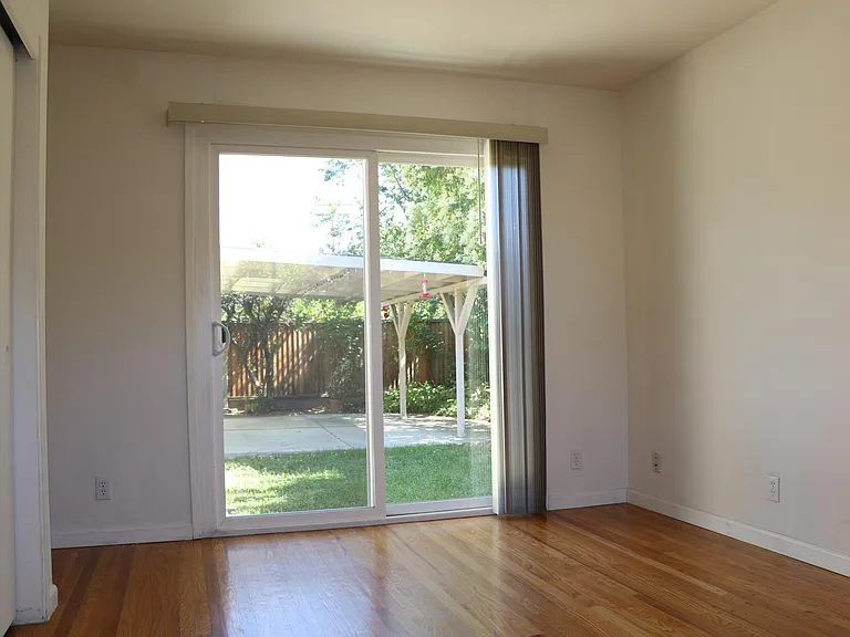 67 Muir Ave — Photo 16