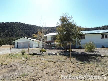 Kitchen with High End Oak Cabinets