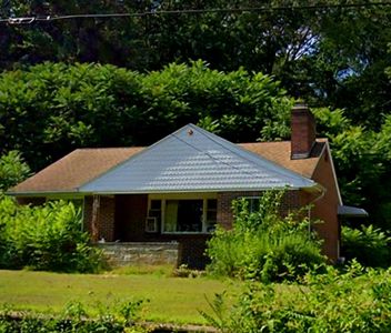 58 Hearthstone Ter, Chicopee, MA, 01020