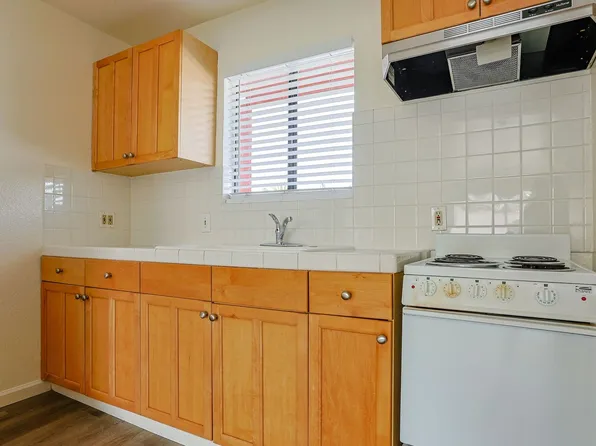 1818 N Gramercy Pl, Los Angeles, CA