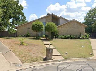 2700 Shadow Wood Ct, Arlington, TX 76006