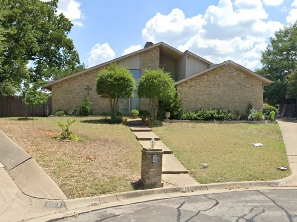 2700 Shadow Wood Ct, Arlington, TX 76006