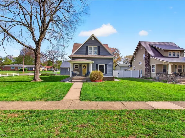 365 Poplar St NW, Bolivar, OH 44612