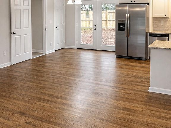 2nd image of 1847 Mepkin Rd