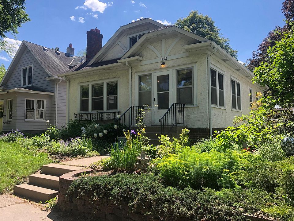 1st image of 3952 43rd Ave S