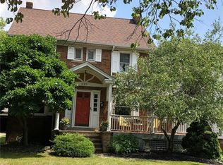 895 Roland Rd, Lyndhurst, OH 44124