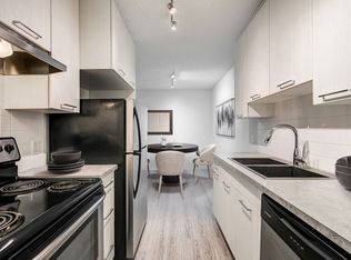 Pembroke Estates, Edmonton, AB T5T 1M3