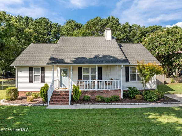 605 Huff Drive, Winterville, NC 28590