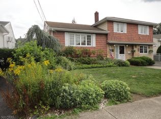 234 Cambridge Ave, Rochelle Park, NJ 07662