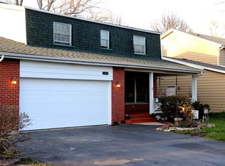 1306 Elder Rd, Homewood, IL 60430