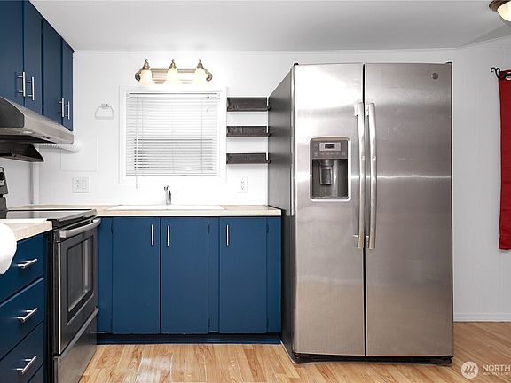 5th image of 1660 S 333rd Street #26