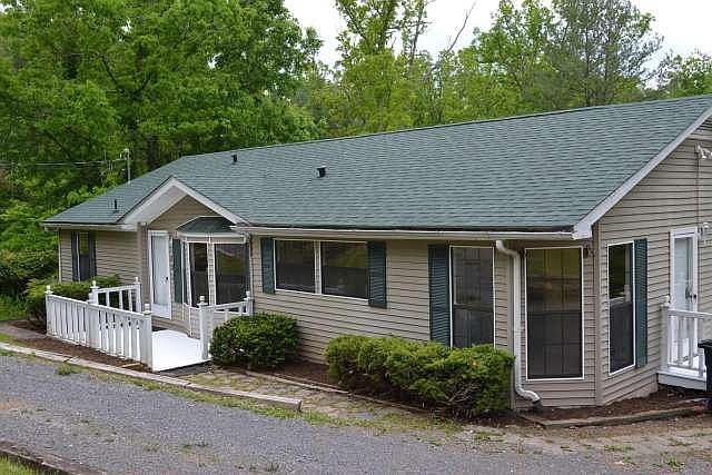 1st image of 570 Wildwood Ave