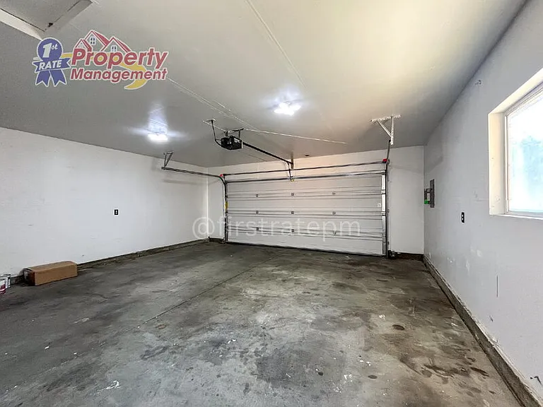 3079 N Columbine Ave — Photo 14