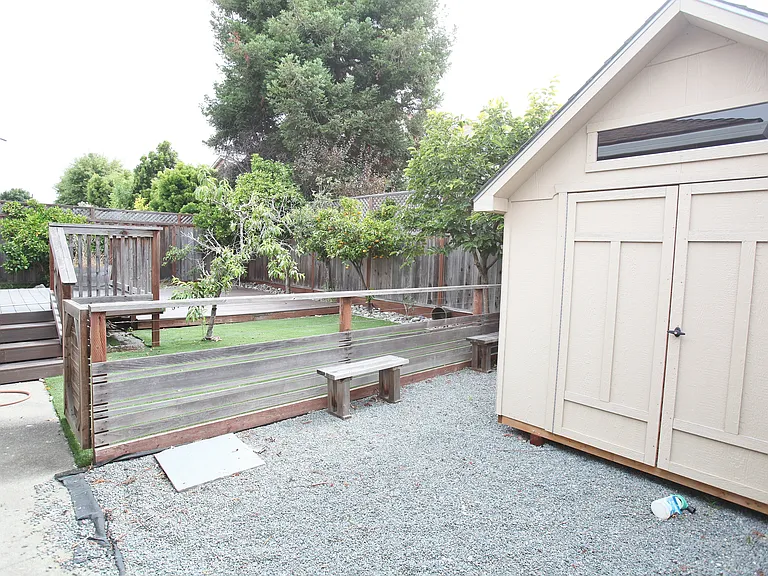 21126 Ashfield Ave — Photo 19