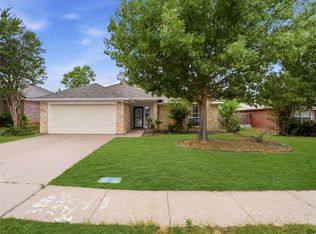 104 Adams Dr, Crowley, TX 76036