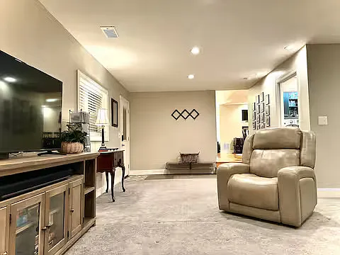 101 Connie Dr — Photo 13