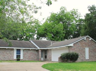 10410 Sagetrail Dr, Houston, TX 77089