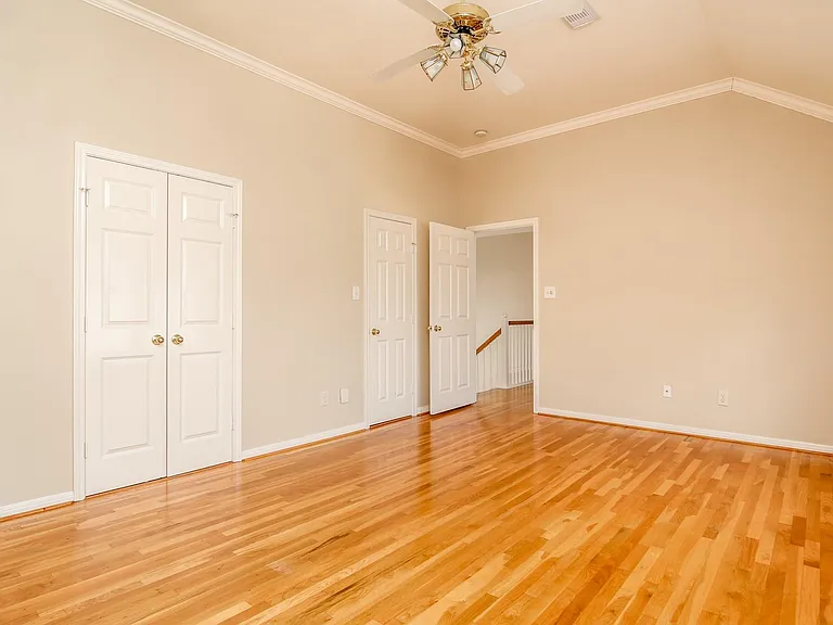 1414 Crocker St — Photo 13