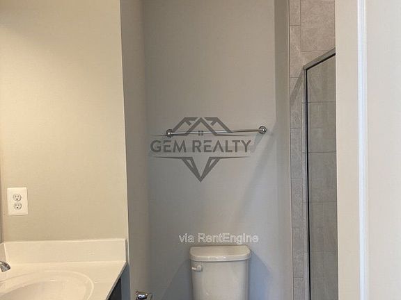 5th image of 531 View Point Way
