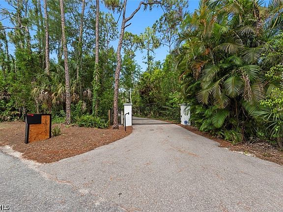 3rd image of 12010 Honeysuckle Rd
