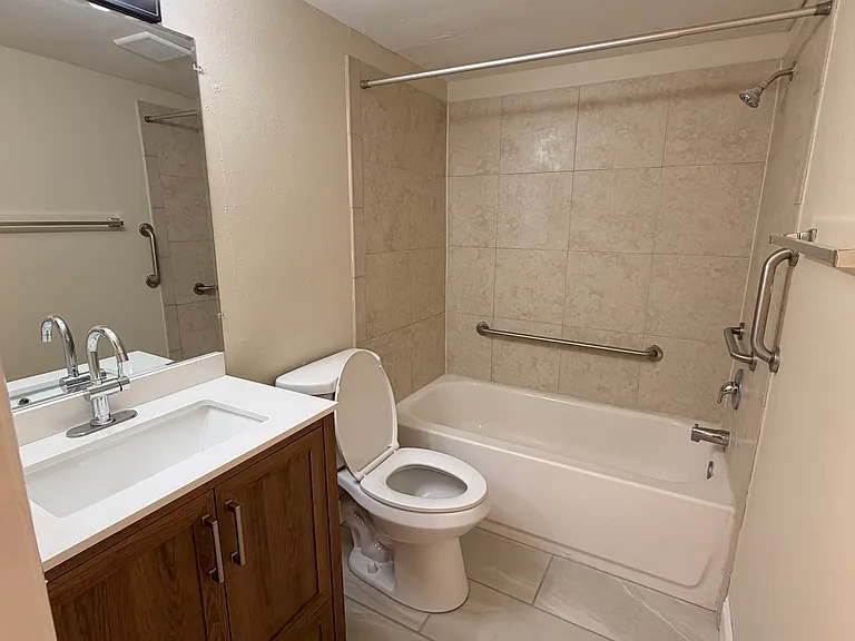 720 100th Ave N #101 — Photo 2