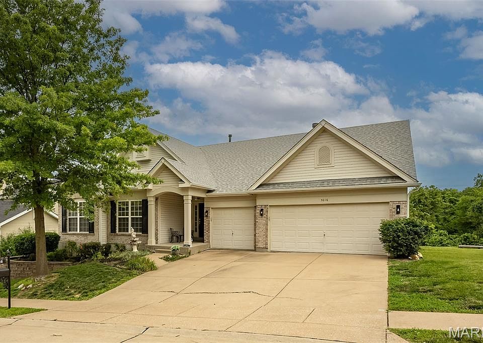 1st image of 3016 Kingsridge Manor Dr