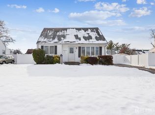 21 Rodney Rd, East Brunswick, NJ 08816