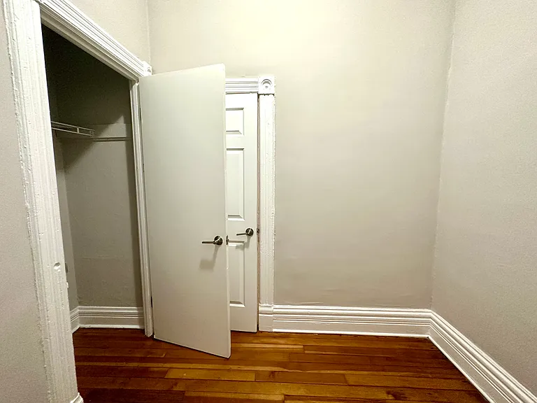 2346 W McLean Ave #1M — Photo 11
