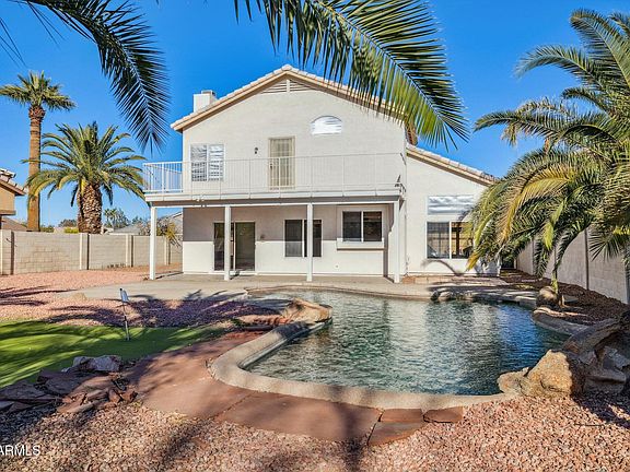3rd image of 3212 N 109th Avenue