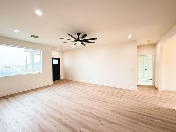 4th image of S Pima Dr