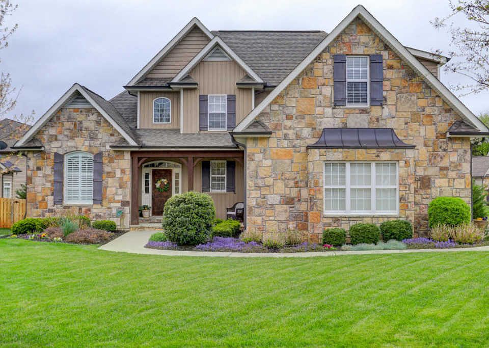 1st image of 1535 Laurens Glen Ln