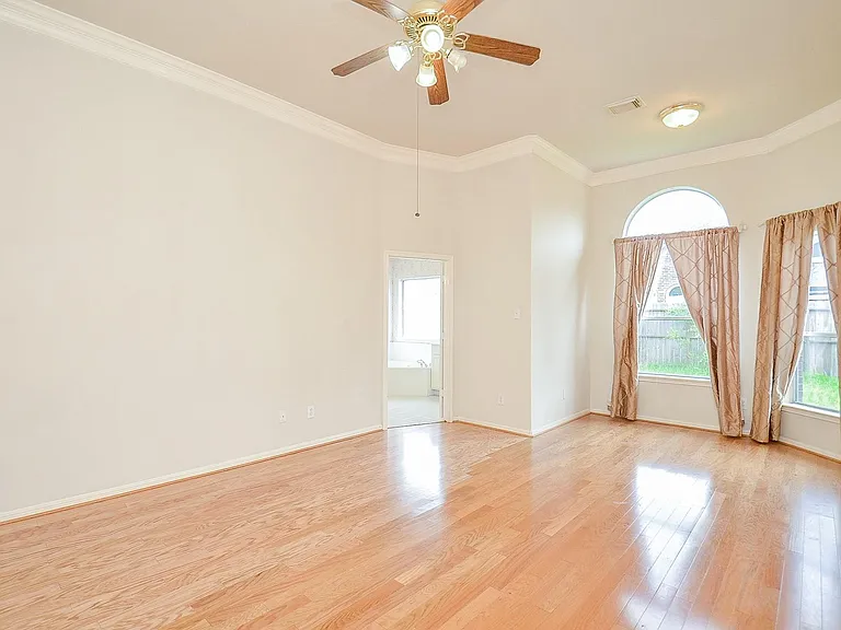 9403 Sundance Dr — Photo 9
