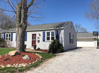 629 Sangamon Rd, Marquette Heights, IL 61554