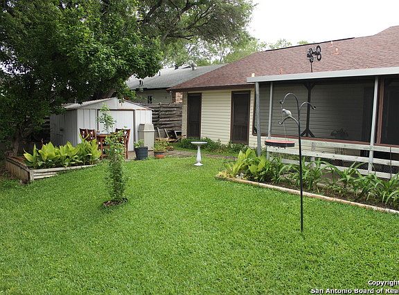 3rd image of 12307 Alexandria Dr