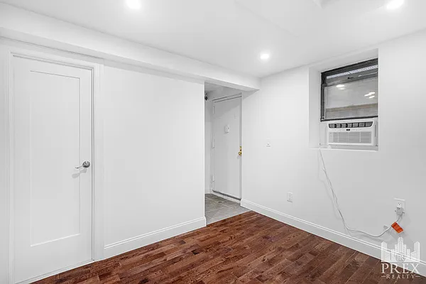 Rented by PREX Realty Corp | media 10