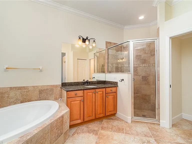 13585 Troia Dr — Photo 24