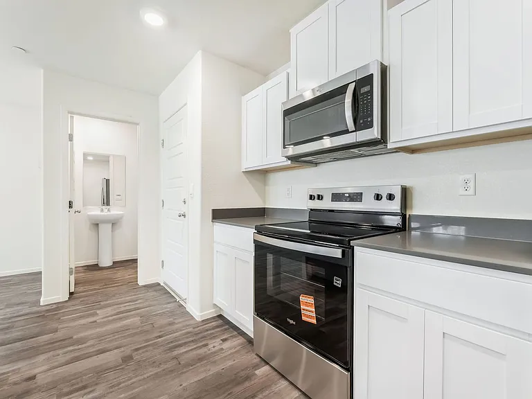 7352 Joanna Brook St — Photo 10