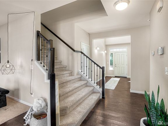 4th image of 15706 92nd Avenue Ct E
