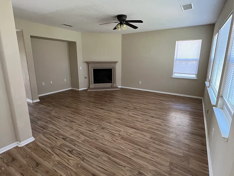 9714 Oporto Way — Photo 7