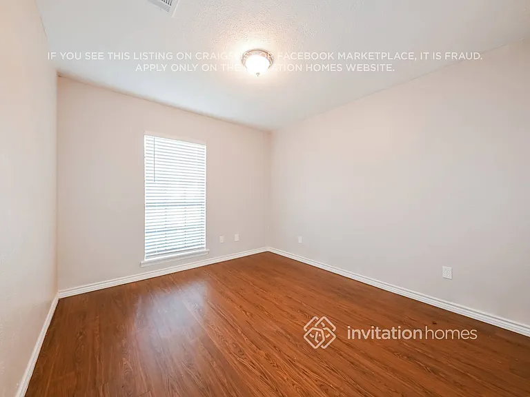 618 Melissa Ln — Photo 10