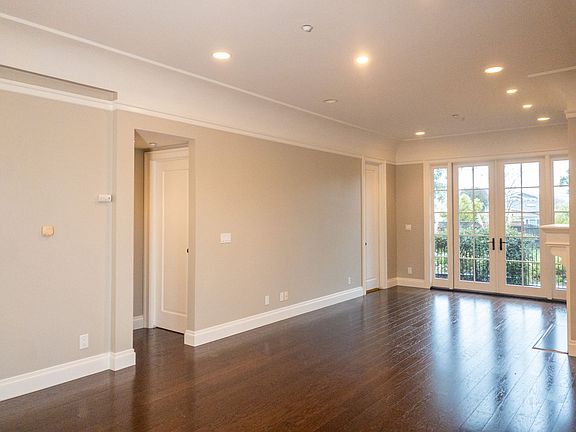 2nd image of 17 Tamalpais Commons Ln