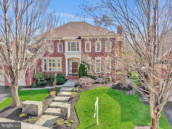 4th image of 11103 Chessington Pl