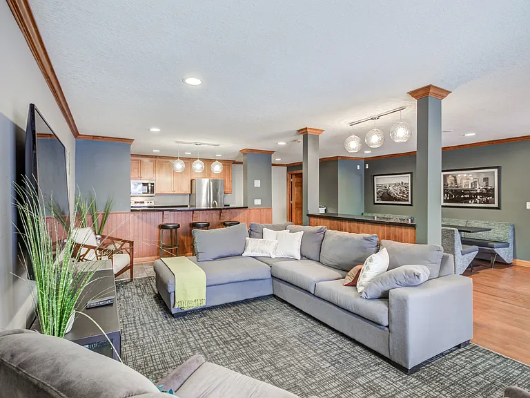 Park Glen Apartments — Photo 6
