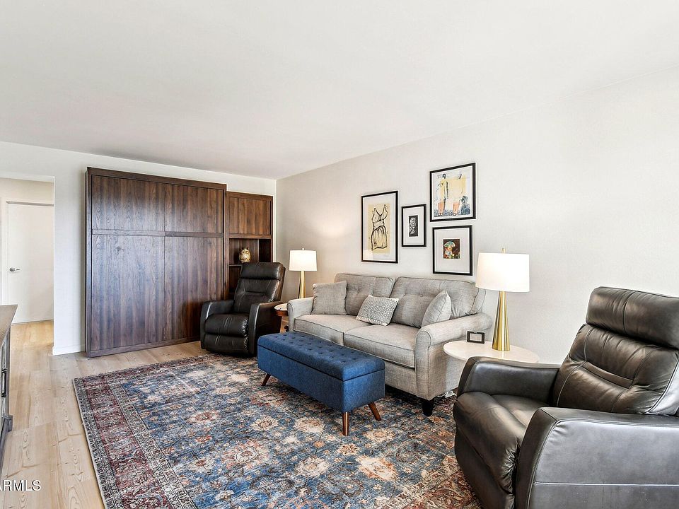 1st image of 10529 W PALMERAS Drive