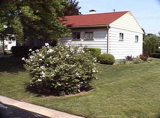 719 Kelly Dr, York, PA 17404