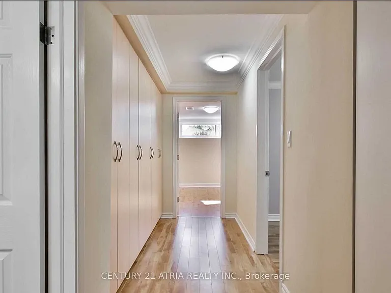 243 Harrygan Cres — Photo 5